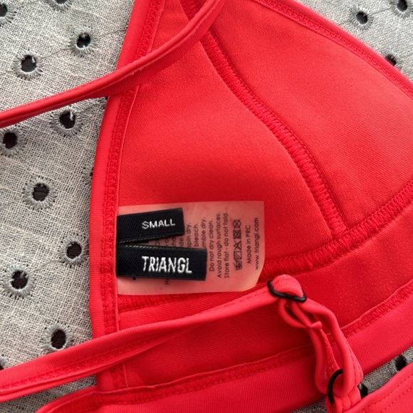 Triangl neoprene red/coral bikini size small - Picture 3 of 9
